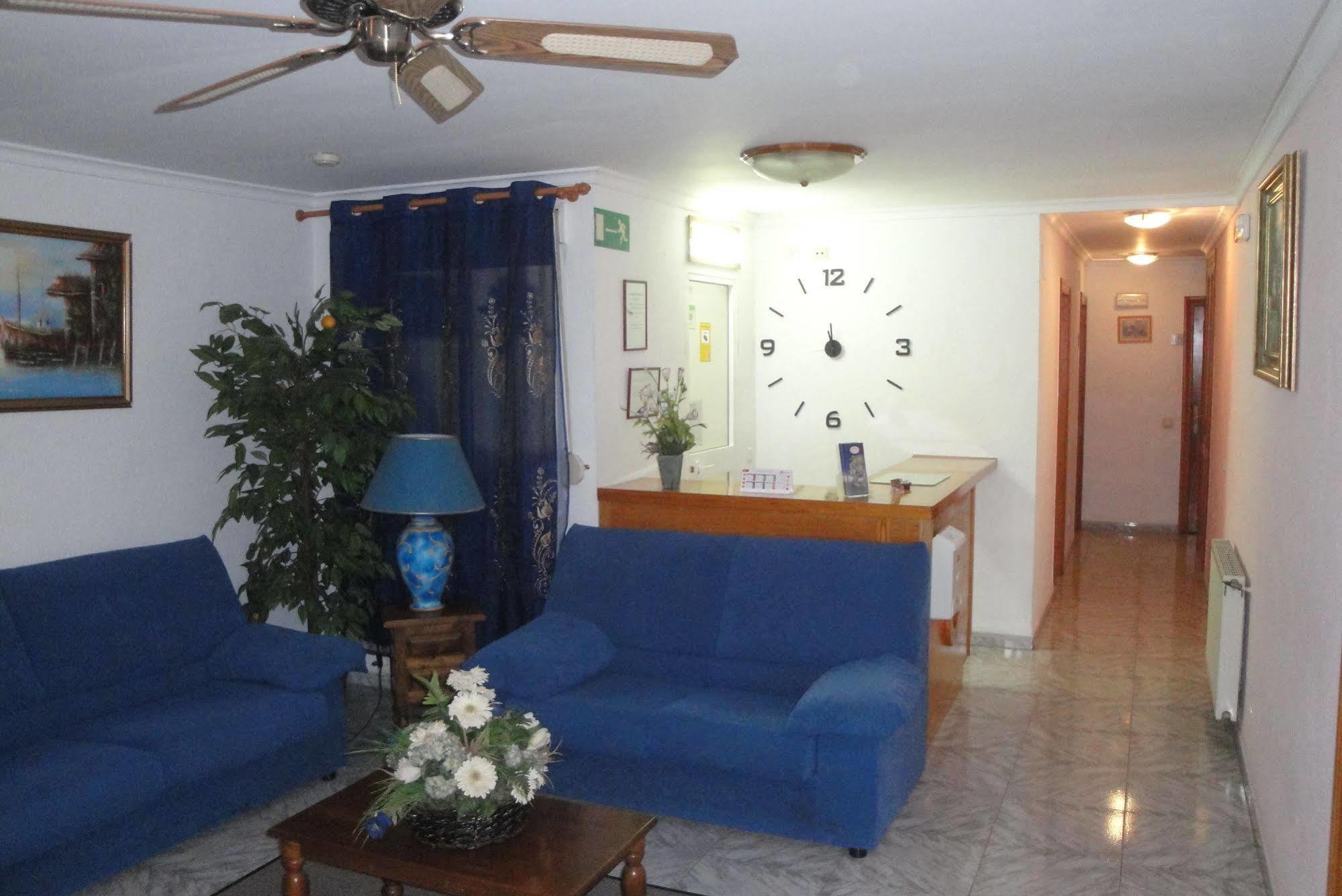 Hostal Cristina Denia Exterior foto